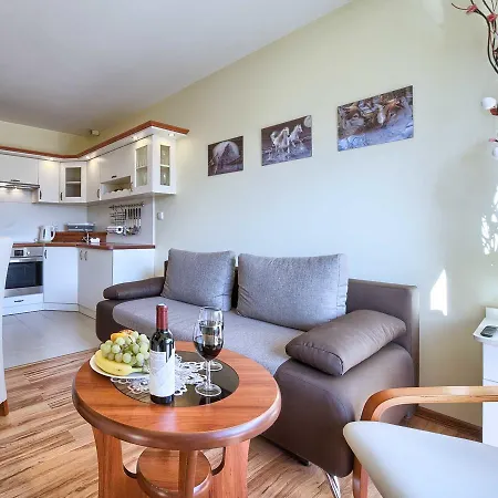Visitzakopane - Pistacjowy Apartment Koscielisko